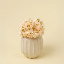 Load image into Gallery viewer, Ranunculus Bouquet, Cream