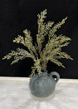 Load image into Gallery viewer, Green Pepper Berries Bush