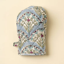 Load image into Gallery viewer, Sakura Block Print Oven Mitt, Blue