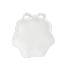 Load image into Gallery viewer, Bowed Ring Dish