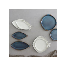 Load image into Gallery viewer, Fish Serving Platter Round Blue