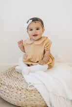 Load image into Gallery viewer, Peter Pan Collar Linen Romper