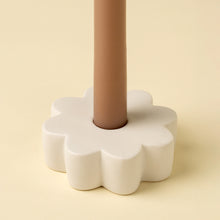 Load image into Gallery viewer, Daisy Candle Holder