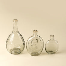 Load image into Gallery viewer, Decanter Vase