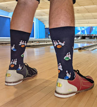Load image into Gallery viewer, Bowling Mens Bamboo Socks