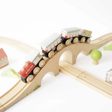 Load image into Gallery viewer, Le Toy Van Wooden Train Set