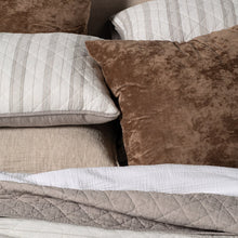 Load image into Gallery viewer, Chill Stripe Quilt