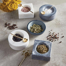 Load image into Gallery viewer, Gray Square Marble Pinch Pot with Spoon