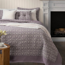 Load image into Gallery viewer, Maggie Lavender Floral Quilt