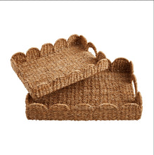 Load image into Gallery viewer, Scalloped Woven Trays