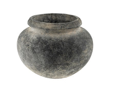Load image into Gallery viewer, Nara Terracotta Vase