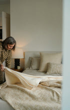 Load image into Gallery viewer, Snug Throw, Cream