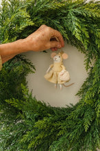 Load image into Gallery viewer, Prairie Penelope Mouse