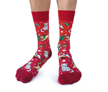 Load image into Gallery viewer, Feline Festive Mens Socks