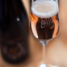 Load image into Gallery viewer, Feel Free - Alcohol Free Sparkling