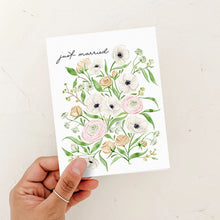 Load image into Gallery viewer, Just Married Flower Card