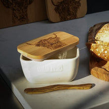 Load image into Gallery viewer, Highland Cow White Butter Dish