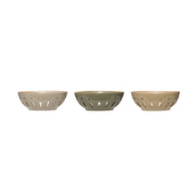 Load image into Gallery viewer, Stoneware Berry Bowl, 5"