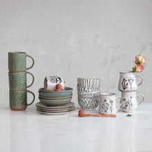 Load image into Gallery viewer, Flower Debossed Mug