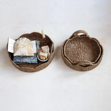 Load image into Gallery viewer, Braided Bankuan Scallop Tray