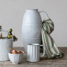 Load image into Gallery viewer, Ribbed Creamer