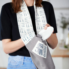 Load image into Gallery viewer, Cooks Well Kitchen Boa