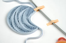 Load image into Gallery viewer, Baby Clothesline Quilling Card
