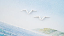Load image into Gallery viewer, Two Boats on the Shore Quilling Card