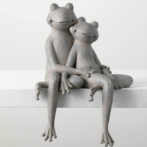 Sitting Frog Couple
