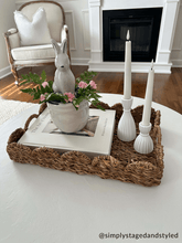Load image into Gallery viewer, Scalloped Woven Trays