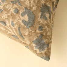 Load image into Gallery viewer, Shalini Block Print Pillow
