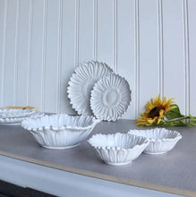 Load image into Gallery viewer, Sunflower 2 part Serving Dish
