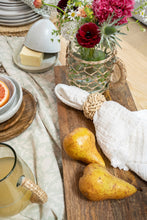 Load image into Gallery viewer, Bello Footed Tray
