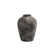 Load image into Gallery viewer, Kieran Vase, Small
