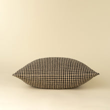 Load image into Gallery viewer, Heritage Linen Cushion, 20x20"
