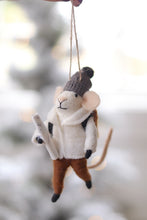 Load image into Gallery viewer, Bundled Benjamin Felt Mouse
