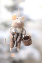 Load image into Gallery viewer, Tartan Tim Felt Mouse Ornament
