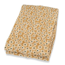 Load image into Gallery viewer, Yellow Daisy Throw
