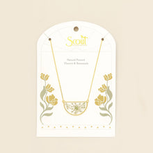 Load image into Gallery viewer, Pressed Flower Necklace

