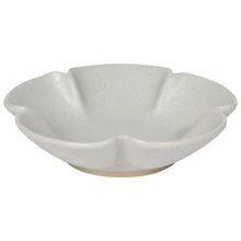 Load image into Gallery viewer, Sakura Serving Dish 5.75 inch
