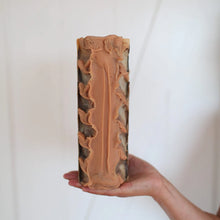 Load image into Gallery viewer, Leaves Soak Soap Bar

