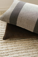 Load image into Gallery viewer, Wallace Handloomed Pillow
