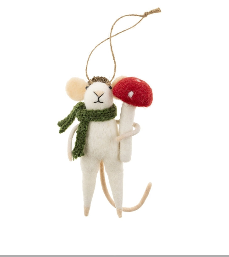 Foraging Franklin Mouse