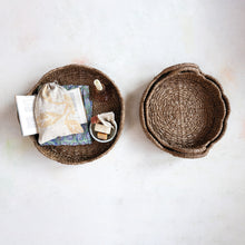 Load image into Gallery viewer, Braided Bankuan Scallop Tray
