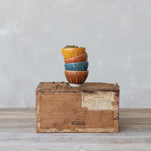 Load image into Gallery viewer, Cozy Pinch Bowl

