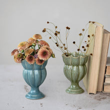 Load image into Gallery viewer, Scalloped Footed Vase
