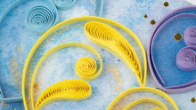 Load image into Gallery viewer, Balloons &amp; Stars Birthday Quilling Card

