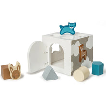 Load image into Gallery viewer, Leika - Wooden Shape Sorter
