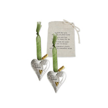 Load image into Gallery viewer, Grandma &amp; Grandkids Keep &amp; Share Ornaments
