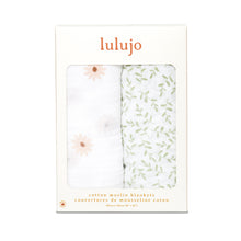 Load image into Gallery viewer, Lulujo Cotton Swaddles Daisy/Greenery 2 pack
